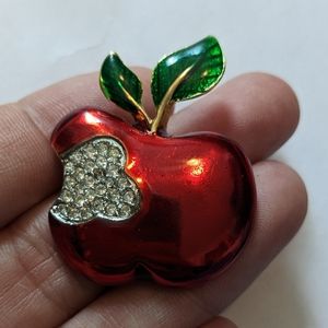 VTG ENAMELED & RHINESTONES APPLE BROOCH